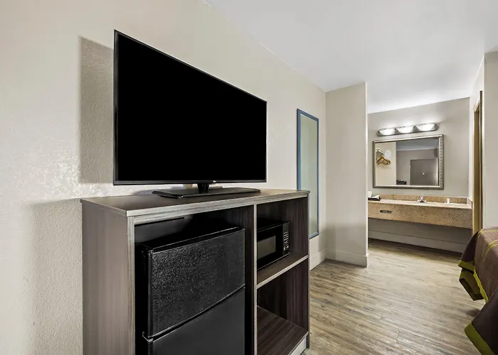 Super 8 By Wyndham Garysburg/Roanoke Rapids